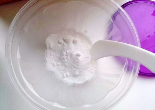 Baking Soda Treats Nail Fungus